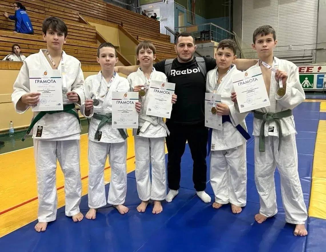 Максим Мартышин: Друзья!. Наши юные дзюдоисты достойно представили Сыктывкар на республиканских соревнованиях Максим Мартышин: Друзья!. Наши юные дзюдоисты достойно представили Сыктывкар на республиканских соревнованиях