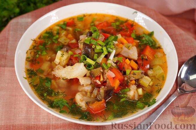 Осенний уют в каждой тарелке: топ-5 супов для прохладных дней