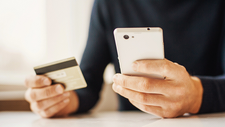 За задержками переводов между счетами скрываются неожиданные причины