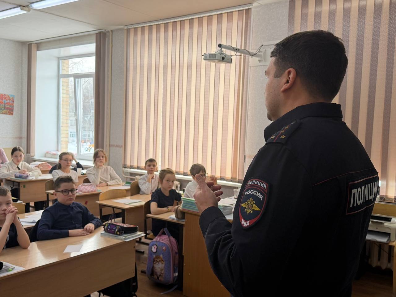 Госавтоинспекция Сыктывкара проводит профилактическое мероприятие «У ПДД каникул нет!» Госавтоинспекция Сыктывкара проводит профилактическое мероприятие «У ПДД каникул нет!»