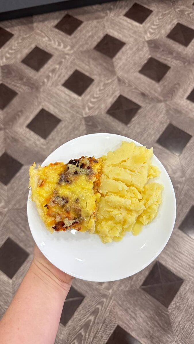 Треска с овощами под аппетитной корочкой