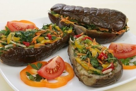 Соленые баклажаны с начинкой: идеальная закуска на зиму