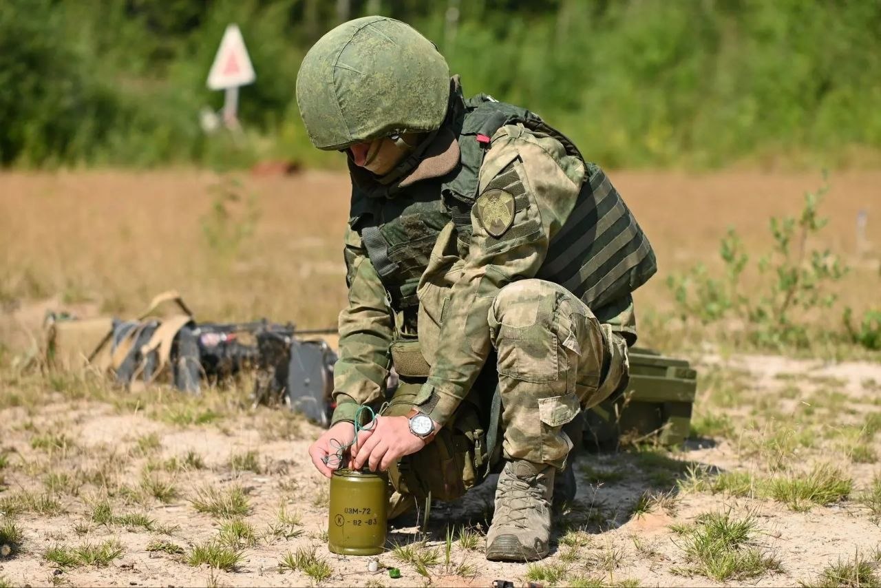 Ростислав Гольдштейн: Поздравляю личный состав и ветеранов Управления Росгвардии по Республике Коми с профессиональным праздником! Ростислав Гольдштейн: Поздравляю личный состав и ветеранов Управления Росгвардии по Республике Коми с профессиональным праздником!