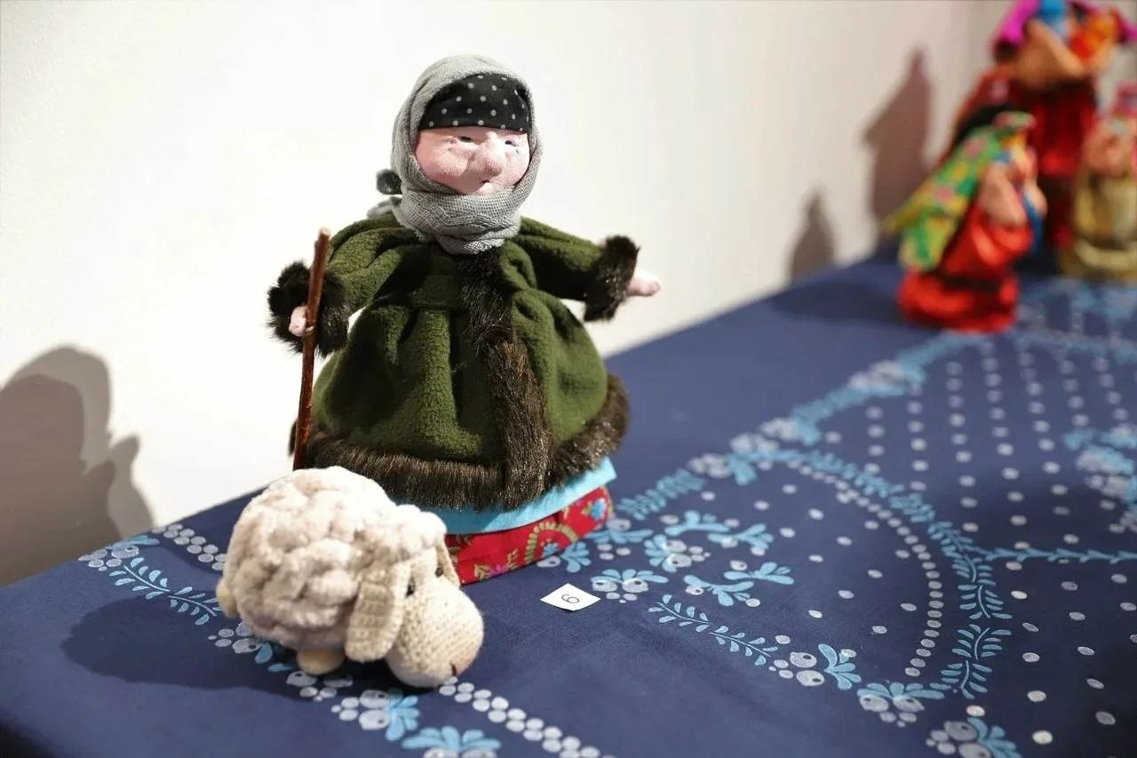 Ростислав Гольдштейн: В Национальной галерее Республики Коми открылась выставка «Мастер года – 2025» Ростислав Гольдштейн: В Национальной галерее Республики Коми открылась выставка «Мастер года – 2025»