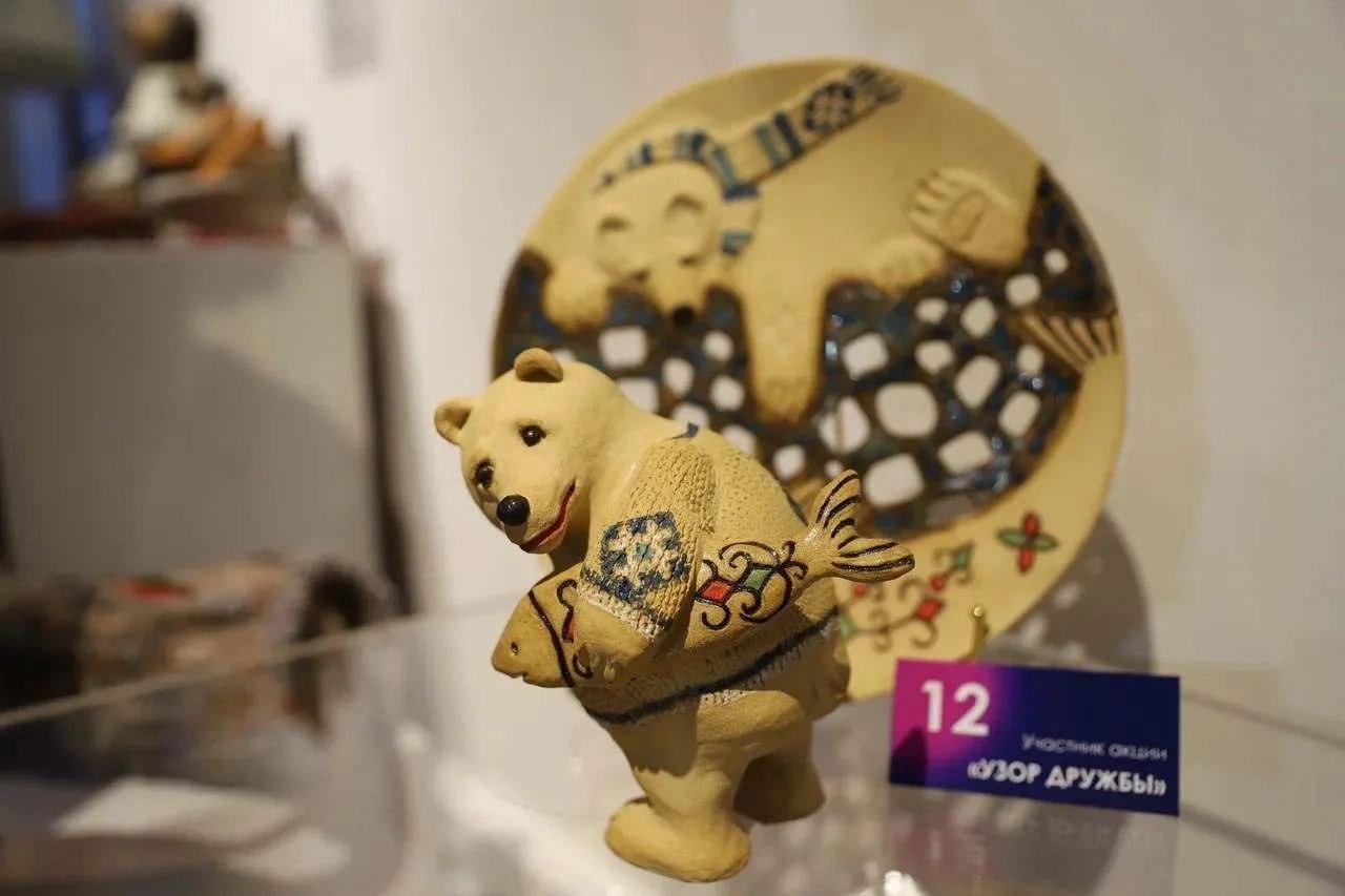 Ростислав Гольдштейн: В Национальной галерее Республики Коми открылась выставка «Мастер года – 2025» Ростислав Гольдштейн: В Национальной галерее Республики Коми открылась выставка «Мастер года – 2025»