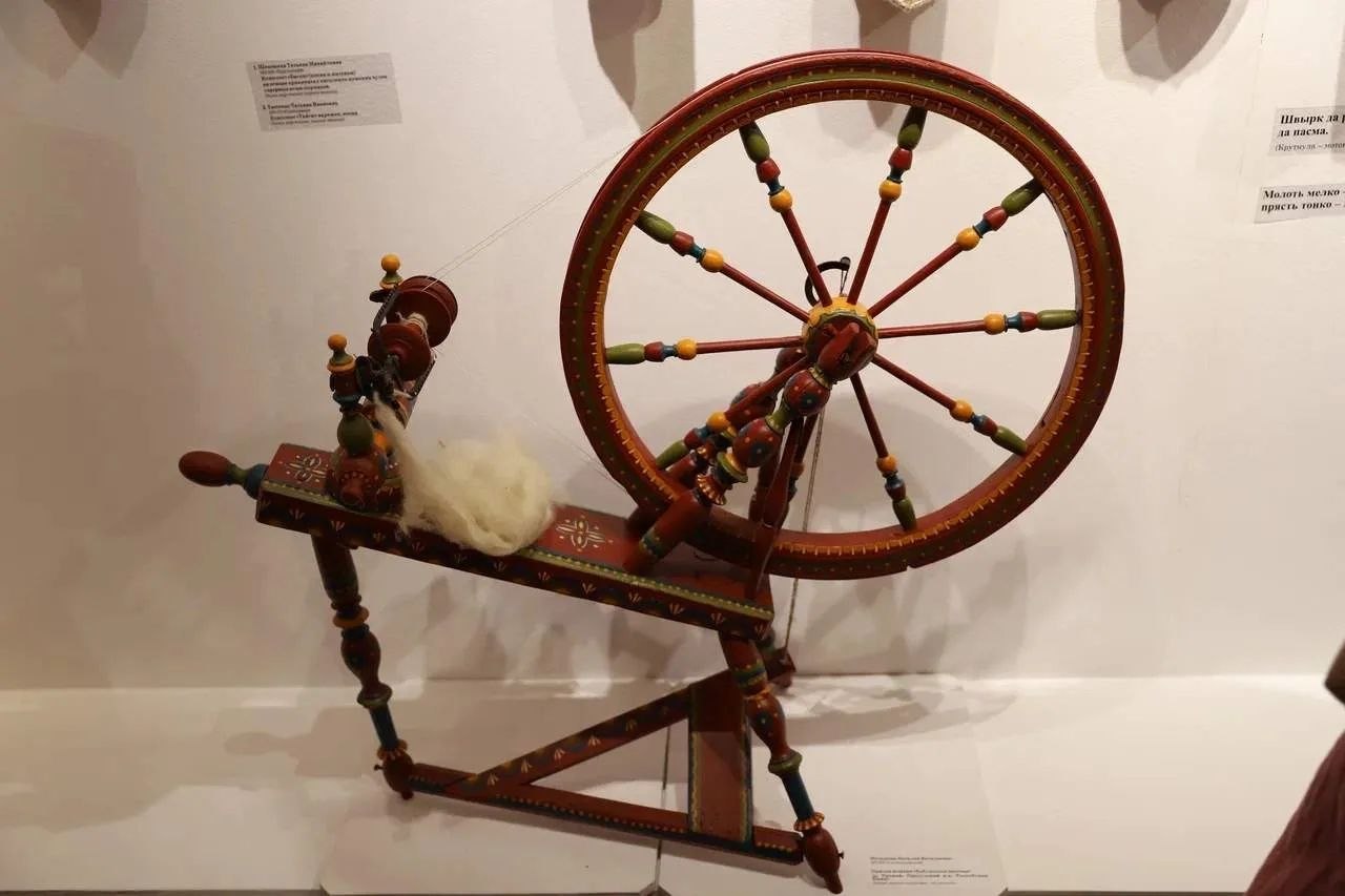 Ростислав Гольдштейн: В Национальной галерее Республики Коми открылась выставка «Мастер года – 2025» Ростислав Гольдштейн: В Национальной галерее Республики Коми открылась выставка «Мастер года – 2025»