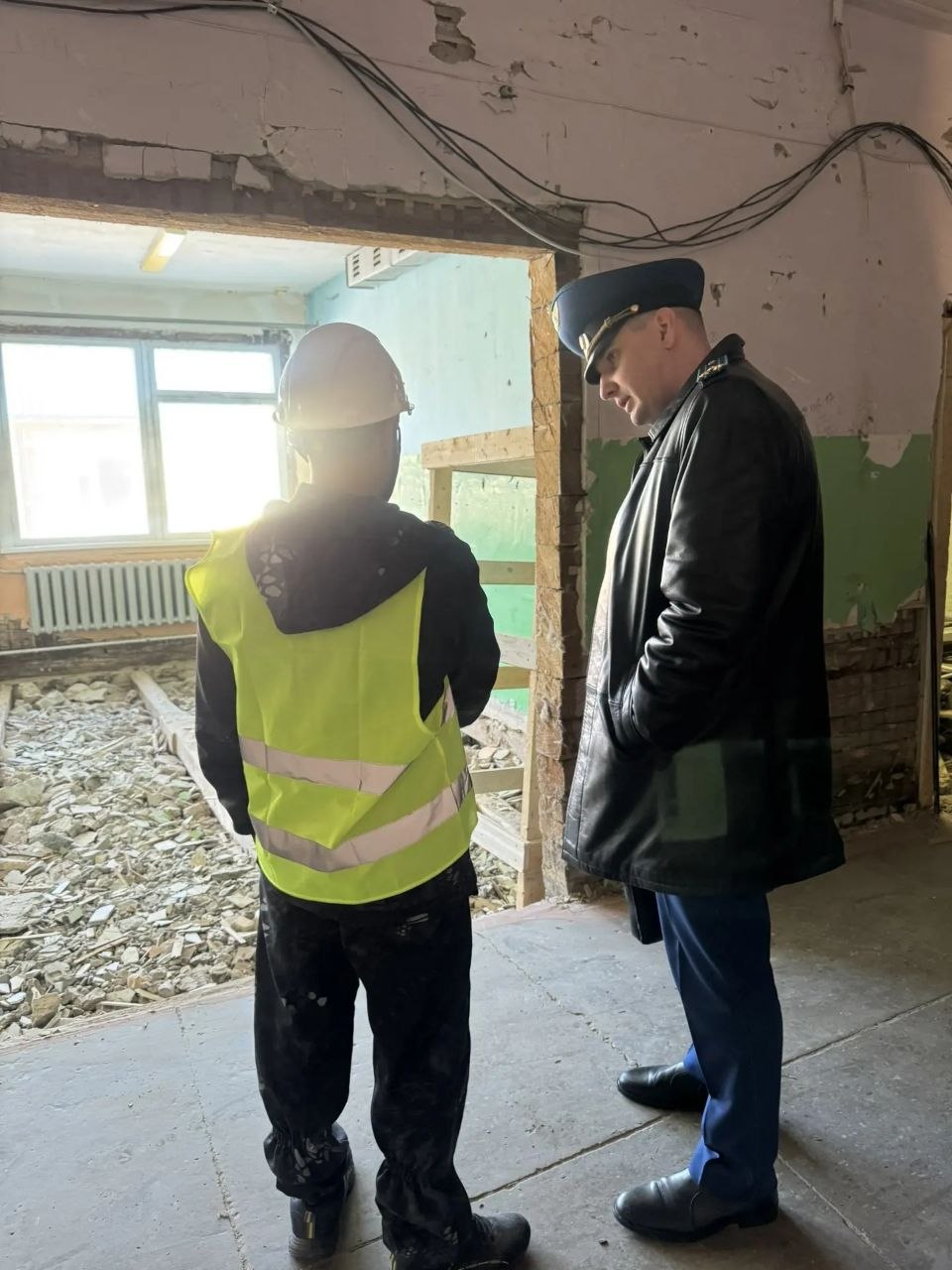 Пока вечный двигатель не создан, профессии, связанные с ремонтом, вечны Пока вечный двигатель не создан, профессии, связанные с ремонтом, вечны