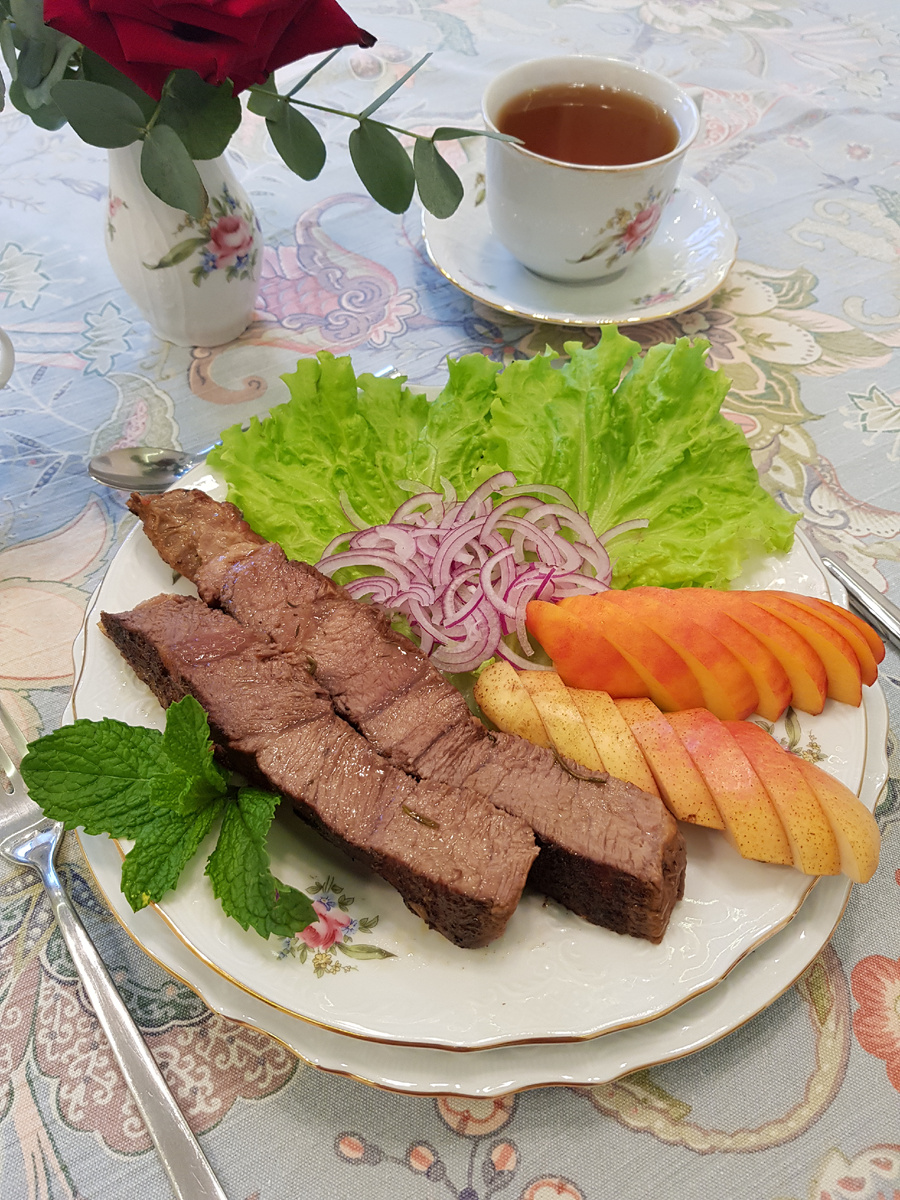 Неповторимая говядина с грушей: рецепт для настоящих гурманов