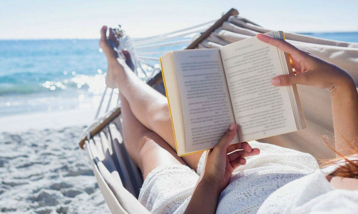 Оплачиваемый отпуск по срочному договору: права работника