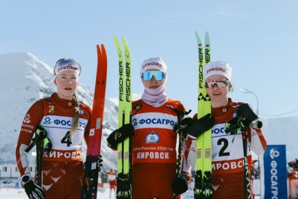 Дарья Канева завоевала серебро в персьюте в финале ФосАгро Кубка России по лыжным гонкам