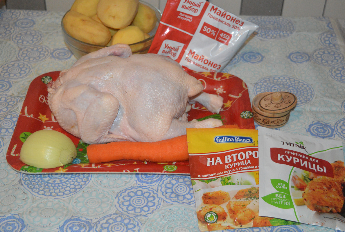 Курица с картошкой в кулинарном рукаве: просто и вкусно