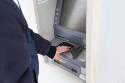 Новые меры контроля за денежными переводами: налоговая служба получит дополнительные полномочия