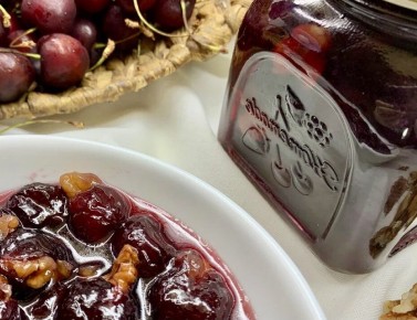 Лайфхаки от бабушки: как масло может спасти варенье и пасту