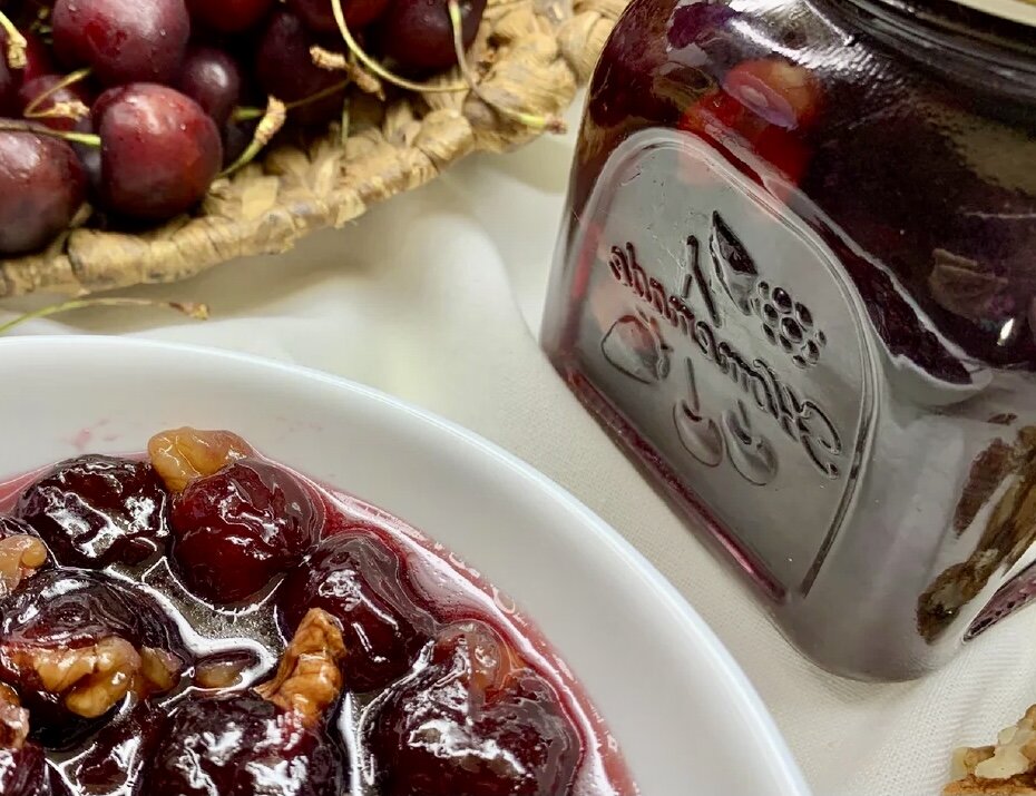 Лайфхаки от бабушки: как масло может спасти варенье и пасту