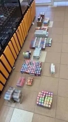 В Сыктывкаре сотрудниками полиции выявлены факты реализации немаркированных вейпов и жидкостей к ним