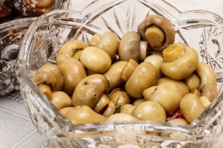 Как быстро замариновать шампиньоны: секреты вкусной закуски