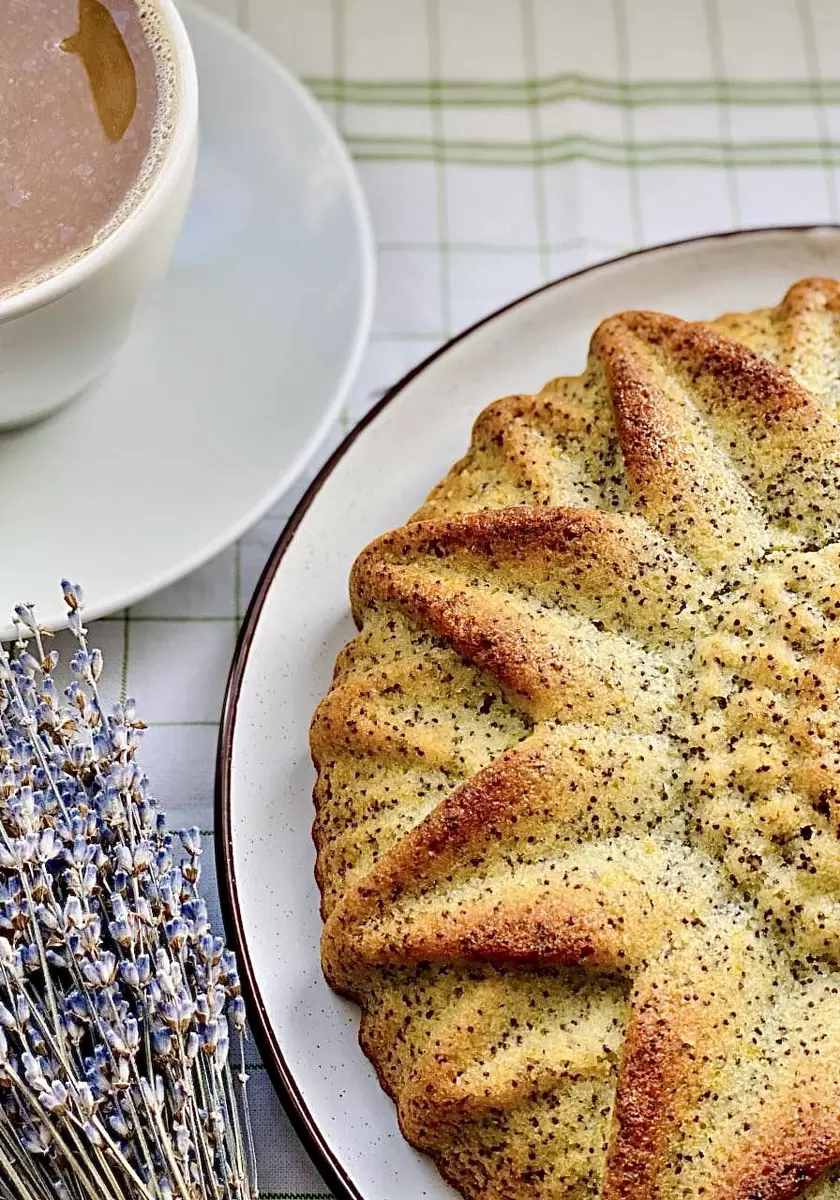 Необычный постный манник с маком и апельсинами