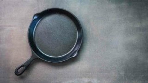 Чугунные vs тефлоновые сковороды: что выбрать для здоровья на кухне?