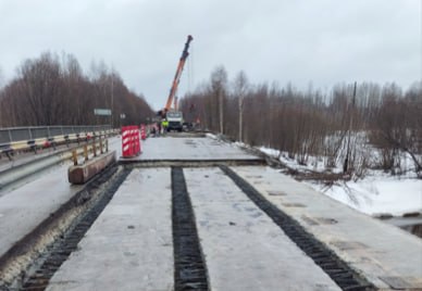 В Усть-Куломском районе продолжаются работы по ремонту моста через реку Кулом-Ю В Усть-Куломском районе продолжаются работы по ремонту моста через реку Кулом-Ю
