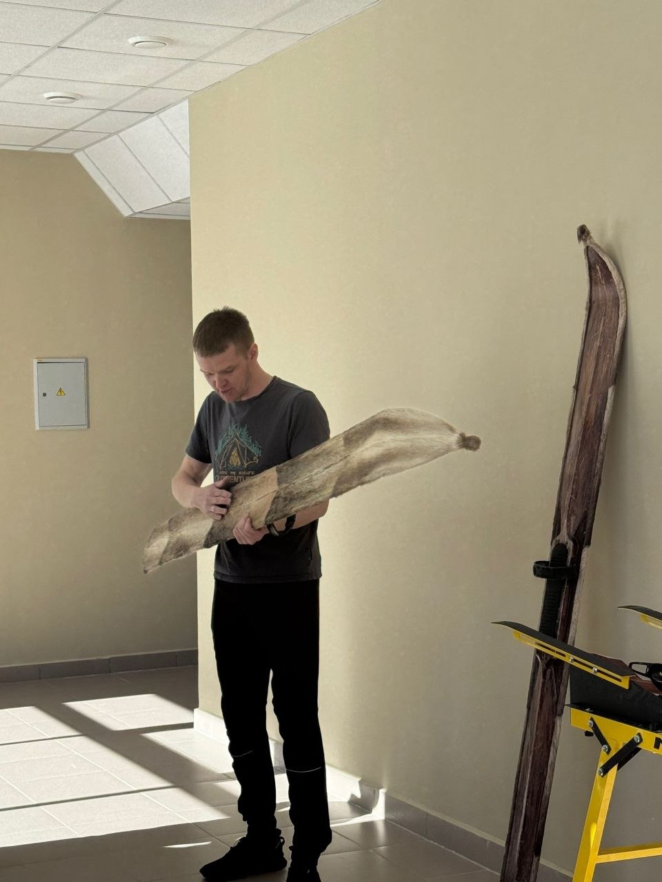 Максим Мартышин: Знаете, что общего между древним охотником и современным спортсменом? Лыжи! И воспитанники детского сада №99 теперь знают это точно Максим Мартышин: Знаете, что общего между древним охотником и современным спортсменом? Лыжи! И воспитанники детского сада №99 теперь знают это точно