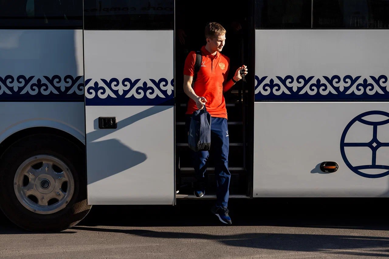 По возвращению в Сыктывкар Роман Иванин прокомментировал дебют в сборной России по футзалу: По возвращению в Сыктывкар Роман Иванин прокомментировал дебют в сборной России по футзалу: