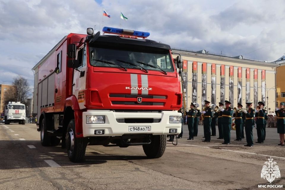 Мы готовы! На главной площади Республики Коми состоялась генеральная репетиция Парада Победы Мы готовы! На главной площади Республики Коми состоялась генеральная репетиция Парада Победы