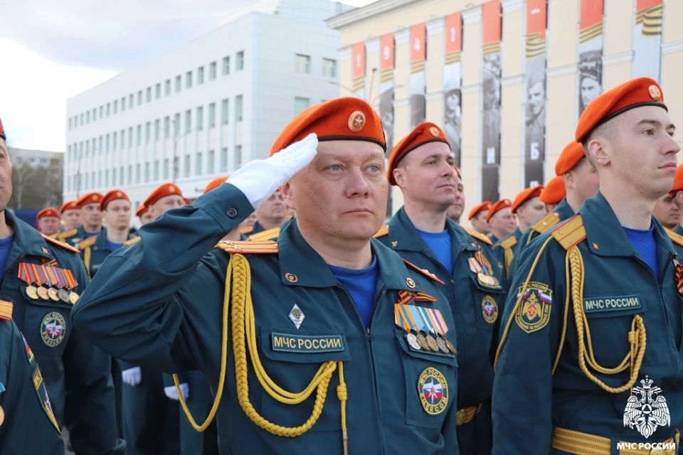 Мы готовы! На главной площади Республики Коми состоялась генеральная репетиция Парада Победы Мы готовы! На главной площади Республики Коми состоялась генеральная репетиция Парада Победы