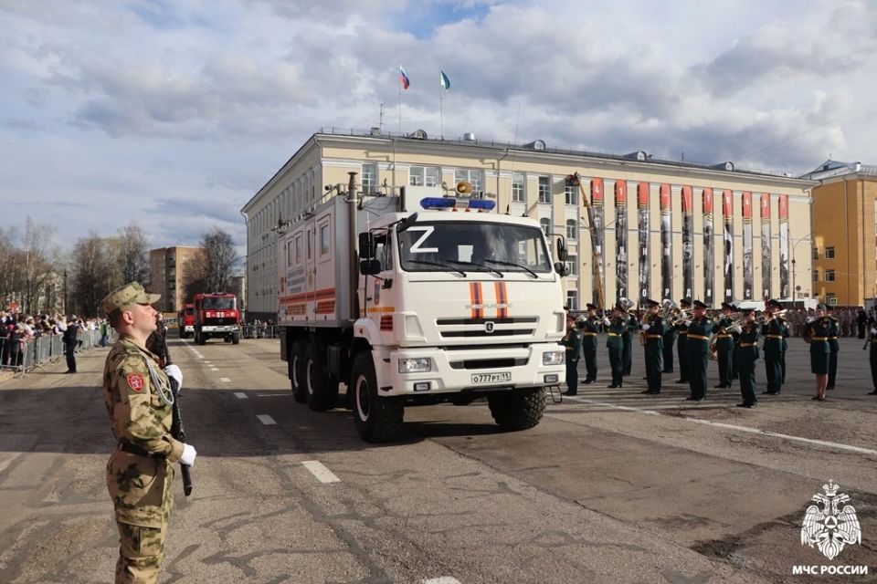 Мы готовы! На главной площади Республики Коми состоялась генеральная репетиция Парада Победы Мы готовы! На главной площади Республики Коми состоялась генеральная репетиция Парада Победы