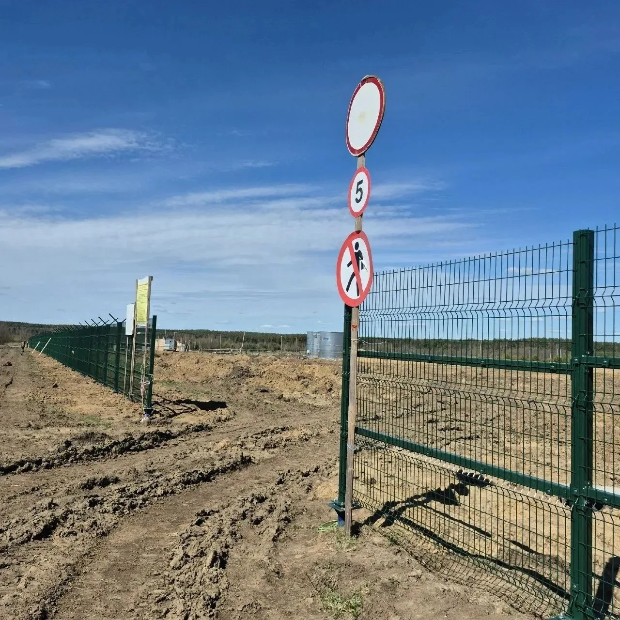 Ростислав Гольдштейн: Строительство нового водозабора в селе Объячево идёт по графику Ростислав Гольдштейн: Строительство нового водозабора в селе Объячево идёт по графику