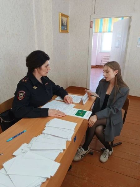 В Республике Коми подвели итоги первого этапа общероссийской акции «Сообщи, где торгуют смертью» В Республике Коми подвели итоги первого этапа общероссийской акции «Сообщи, где торгуют смертью»
