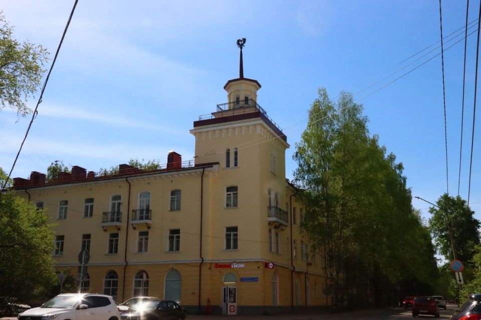 Максим Мартышин: Друзья, недавно рассказывал вам о двух фасадах, которые мы планируем отремонтировать в этом году Максим Мартышин: Друзья, недавно рассказывал вам о двух фасадах, которые мы планируем отремонтировать в этом году