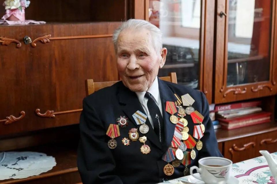 Максим Мартышин: Друзья, продолжаю рубрику о Почётных гражданах Сыктывкара Максим Мартышин: Друзья, продолжаю рубрику о Почётных гражданах Сыктывкара