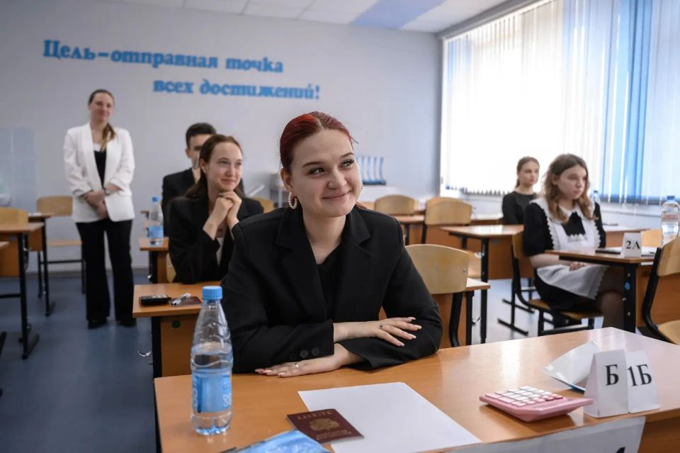 Ростислав Гольдштейн: Присоединяюсь к акции Минобрнауки Коми «Верь в себя!» и сегодня от всего сердца желаю удачи всем выпускникам Ростислав Гольдштейн: Присоединяюсь к акции Минобрнауки Коми «Верь в себя!» и сегодня от всего сердца желаю удачи всем выпускникам