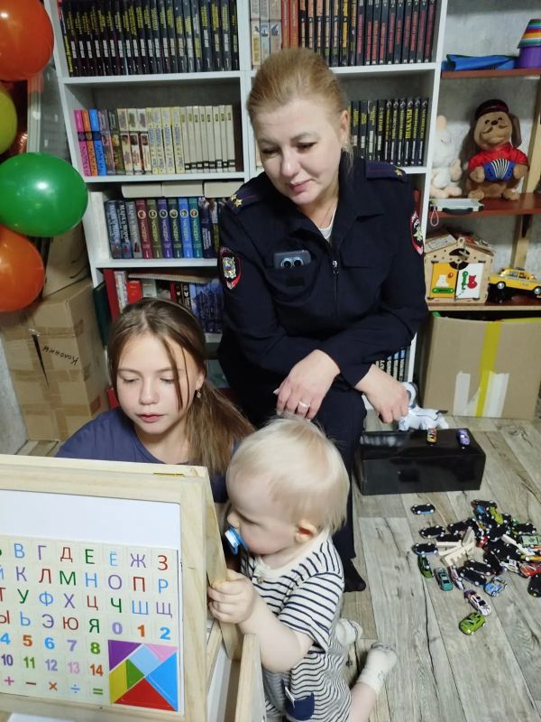 Подполковник полиции Ольга Ашитко: «Завтра обязательно будет рассвет!» Подполковник полиции Ольга Ашитко: «Завтра обязательно будет рассвет!»