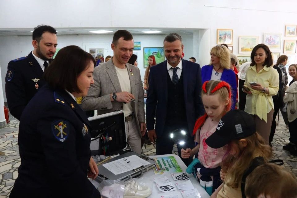 Максим Мартышин: Друзья, сегодня в Сыктывкаре стартовали праздничные мероприятия ко Дню защиты детей Максим Мартышин: Друзья, сегодня в Сыктывкаре стартовали праздничные мероприятия ко Дню защиты детей