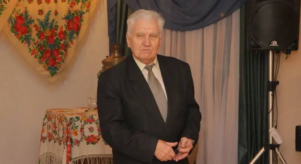 Максим Мартышин: Друзья, сегодня - последняя часть моего рассказа о Почётных гражданах Сыктывкара из сферы государственного и муниципального управления, а также общественной работы Максим Мартышин: Друзья, сегодня - последняя часть моего рассказа о Почётных гражданах Сыктывкара из сферы государственного и муниципального управления, а также общественной работы