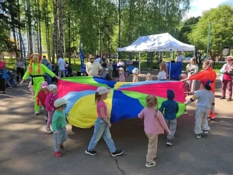 Максим Мартышин: Друзья, эти выходные подарили нам настоящий праздник Максим Мартышин: Друзья, эти выходные подарили нам настоящий праздник