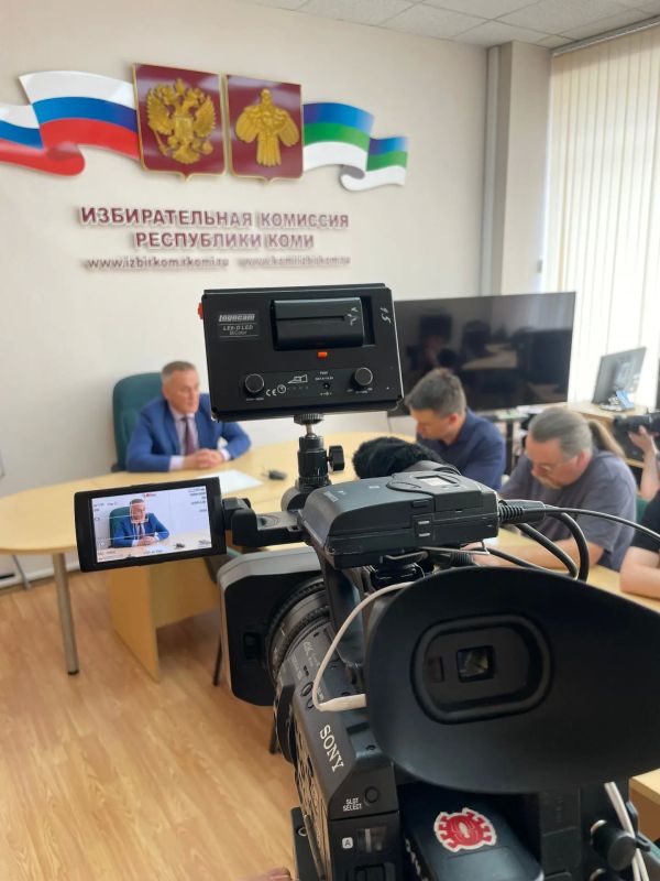 Дмитрий Митюшев провел пресс-конференцию Дмитрий Митюшев провел пресс-конференцию