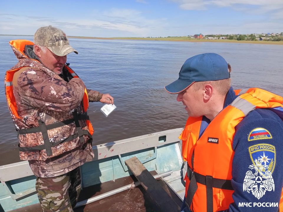 Твои документы. Все автомобилисты знают, что если водителя остановят на дороге без обязательных документов, то будут применены разные санкции: от предупреждения до эвакуации автомобиля Твои документы. Все автомобилисты знают, что если водителя остановят на дороге без обязательных документов, то будут применены разные санкции: от предупреждения до эвакуации автомобиля