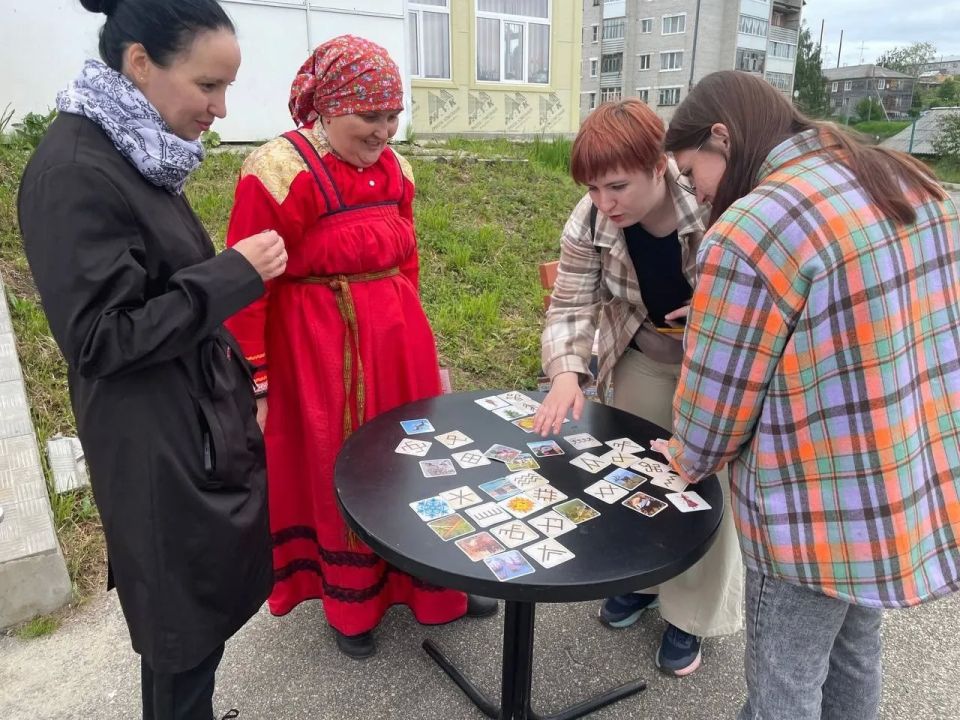 С 19 по 20 июня в селе Ёртом пройдёт юбилейный праздник «Коми книга» С 19 по 20 июня в селе Ёртом пройдёт юбилейный праздник «Коми книга»