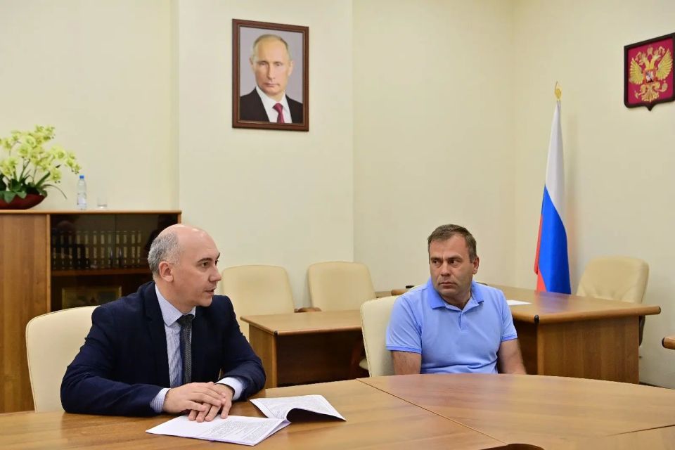 Ростислав Гольдштейн: Провёл личный приём граждан. Жители обратились с вопросами благоустройства, модернизации транспортной и социальной инфраструктуры Ростислав Гольдштейн: Провёл личный приём граждан. Жители обратились с вопросами благоустройства, модернизации транспортной и социальной инфраструктуры