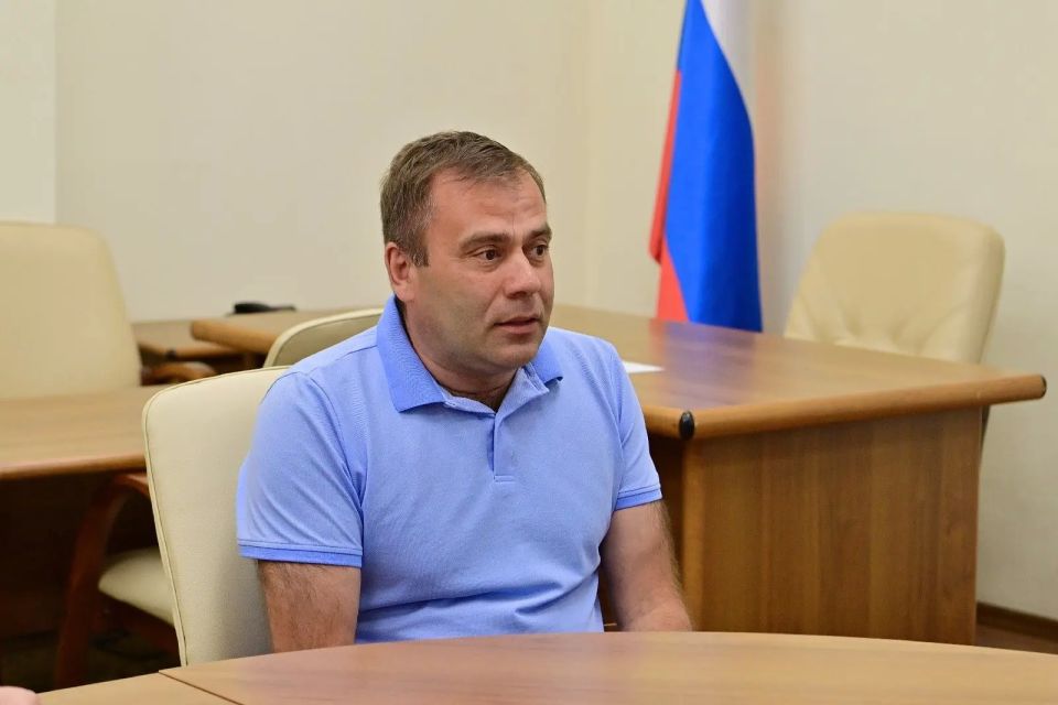 Ростислав Гольдштейн: Провёл личный приём граждан. Жители обратились с вопросами благоустройства, модернизации транспортной и социальной инфраструктуры Ростислав Гольдштейн: Провёл личный приём граждан. Жители обратились с вопросами благоустройства, модернизации транспортной и социальной инфраструктуры