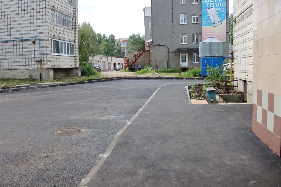Ремонт двора по Куратова, 81 завершён досрочно Ремонт двора по Куратова, 81 завершён досрочно