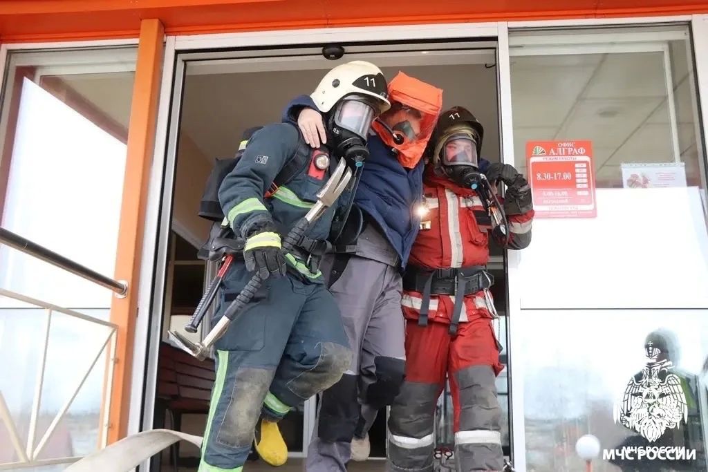 #ЛицаМЧС. Альберт Туркин – пожарный 11-й пожарно-спасательной части города Сыктывкара #ЛицаМЧС. Альберт Туркин – пожарный 11-й пожарно-спасательной части города Сыктывкара
