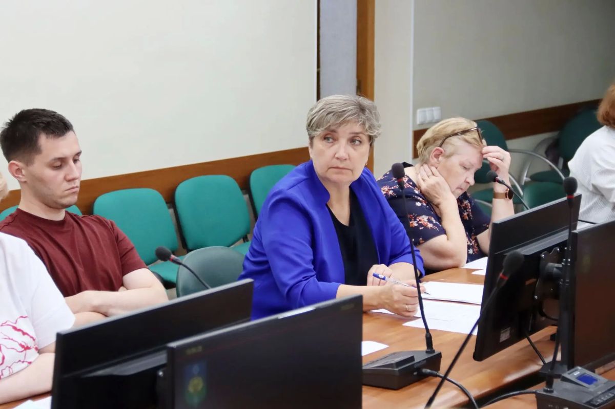 Заседание межведомственной комиссии по снижению смертности прошло в Сыктывкаре Заседание межведомственной комиссии по снижению смертности прошло в Сыктывкаре