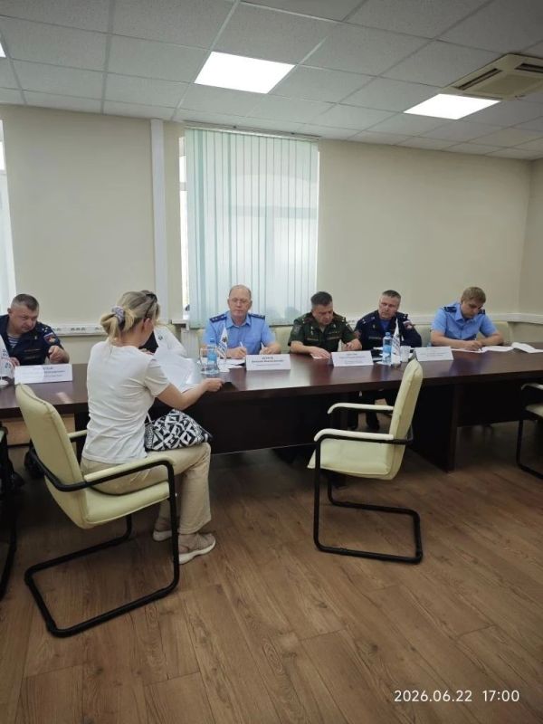 ПРОКУРОР РЕСПУБЛИКИ КОМИ ПРОВЕЛ ЛИЧНЫЙ ПРИЕМ УЧАСТНИКОВ СПЕЦИАЛЬНОЙ ВОЕННОЙ ОПЕРАЦИИ И ЧЛЕНОВ ИХ СЕМЕЙ ПРОКУРОР РЕСПУБЛИКИ КОМИ ПРОВЕЛ ЛИЧНЫЙ ПРИЕМ УЧАСТНИКОВ СПЕЦИАЛЬНОЙ ВОЕННОЙ ОПЕРАЦИИ И ЧЛЕНОВ ИХ СЕМЕЙ