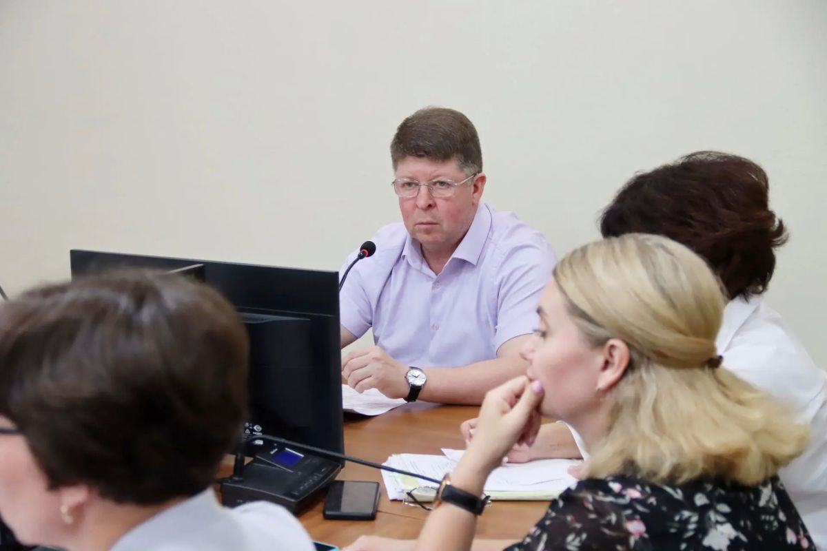 Заседание межведомственной комиссии по снижению смертности прошло в Сыктывкаре Заседание межведомственной комиссии по снижению смертности прошло в Сыктывкаре