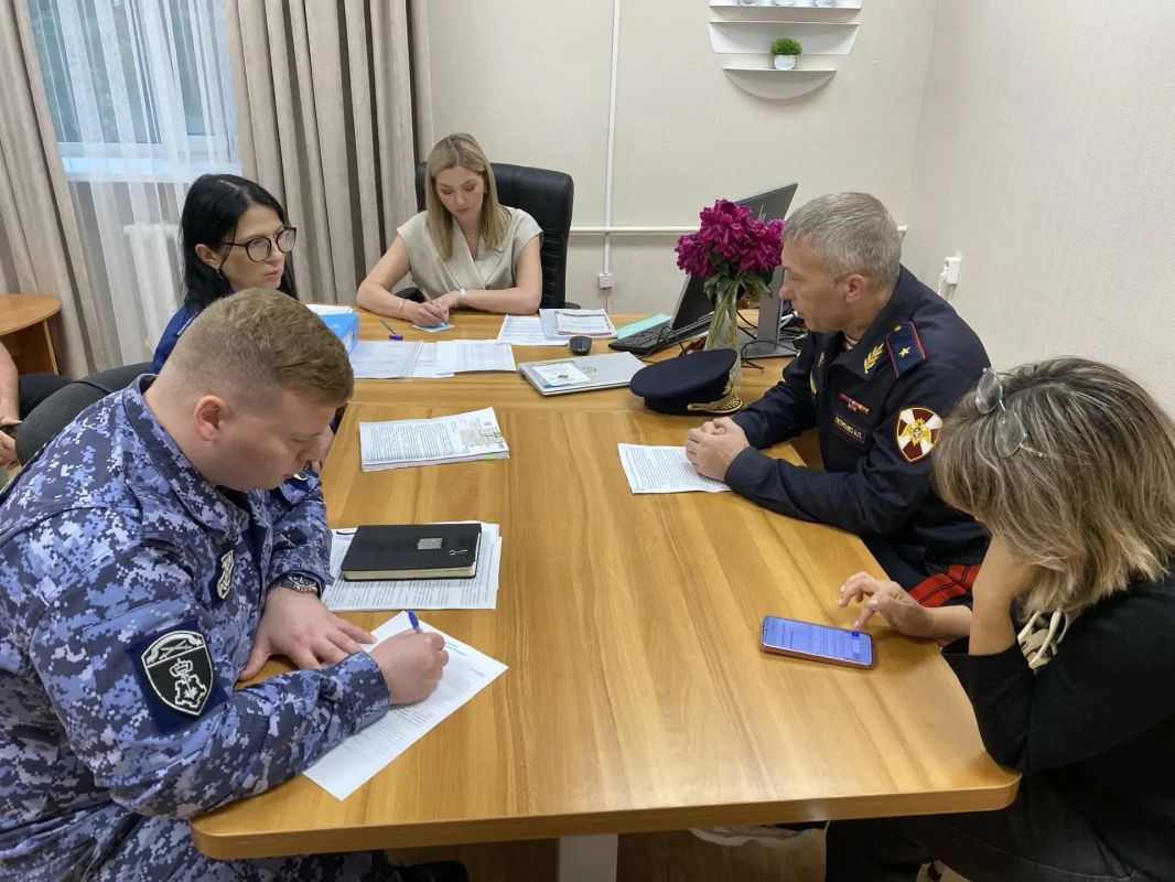 Прокуратура Сыктывдинского района проверила организацию летнего отдыха в детском оздоровительном лагере «Орленок» Прокуратура Сыктывдинского района проверила организацию летнего отдыха в детском оздоровительном лагере «Орленок»