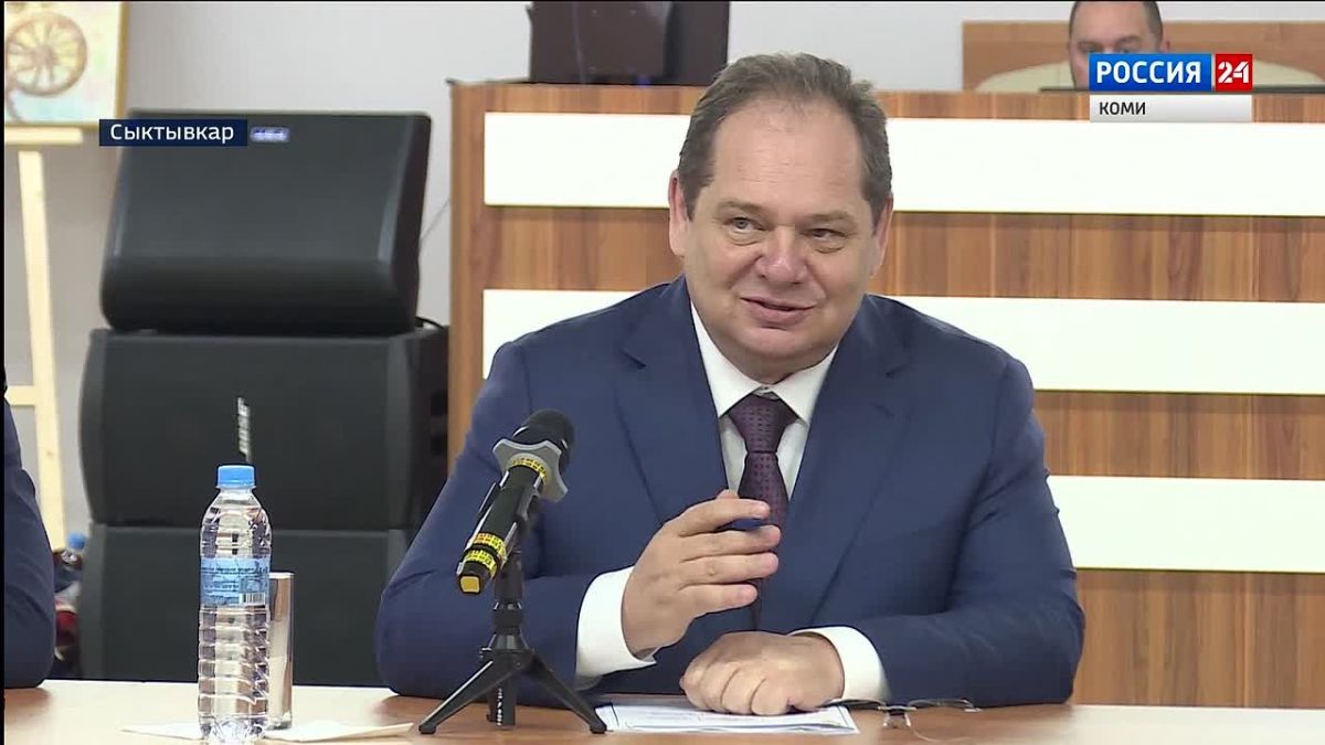 Ростислав Гольдштейн провёл встречу с ведущими общественниками Коми