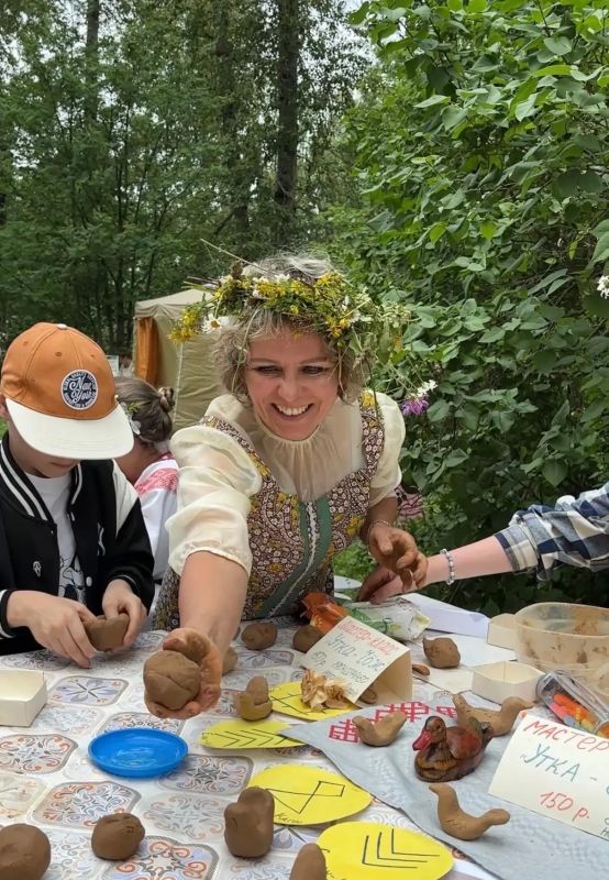 Пар, хороводы и магия традиций: в Сыктывкаре вовсю гуляет «Пывсян лун»! Пар, хороводы и магия традиций: в Сыктывкаре вовсю гуляет «Пывсян лун»!